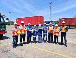 TPS Perkuat Peran Sosial melalui Program Pelindo Peduli untuk Pengemudi Truk Pelabuhan