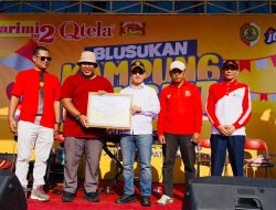 Blusukan Kampung Bangkit JTV di Mojokerto Meriah, Bupati Muhammad Albarra Lepas Peserta Jalan Sehat