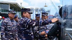 Kepala Staf TNI Angkatan Laut  Laksamana TNI Dr. Muhammad Ali,SE,M,,M,M,Tr,Opsla,Saat Meninjau Prajurit TNI AL Tentang Kinerja Kalian Sangat Baik, Menjadi Prajurit Kebanggan Bukan Saja Bagi TNI AL, Tetapi Juga Bagi Seluruh Rakyat Indonesia
