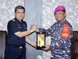Perkuat sinergitas, Komandan Pasmar 2 Berkunjung Ke Kantor Wilayah Jatim I Dirjen BeaCukai