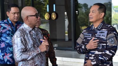 Wakil Kepala Staf Angkatan Laut Menerima Audiensi Senior Executive President Hubungan Kelembagaan PT Bank Mandiri (Persero) Tbk Di Admiral Room, Mabesal, Cilangkap