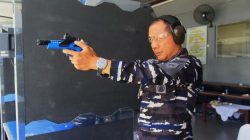 Jelang  Kejuaraan Open Tournament Lomba Menembak Piala Panglima TNI Tahun 2025 Panglima Koarmada II Mengikuti Training Center Menembak Pistol Dan Senapan