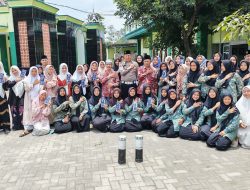 Satlantas Polres Kediri Gelar Coaching Clinic di Ponpes