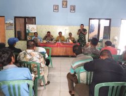 Pengawasan Pupuk Bersubsidi Diperketat, Danramil Solokuro: Kami Siap Kawal Hingga Petani