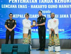 Selamatkan Aset Rp522 M, Kajati Kuntadi Dianugerahi Lencana Emas di Hari Jadi ke-24 Kota Batu