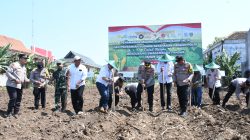 Polres Madiun Kota Gelar Penanaman Jagung Kuartal IV dan Bakti Sosial Dukung Swasembada Pangan