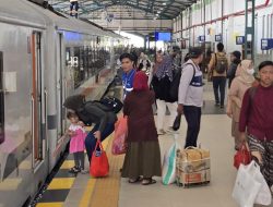 Serbuuuu! Dapatkan Diskon Tiket Sebesar 20 Persen dan Layanan Kesehatan Gratis dalam Event Sunmor di CFD Bundaran Jalan Serayu Kota Madiun