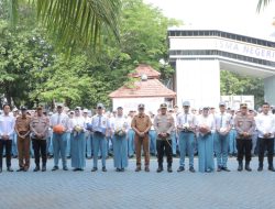 Kapolres Lamongan Pimpin Apel Pelajar di SMA Negeri 2