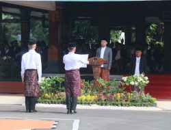 Pemkab Mojokerto Gelar Apel Hari Santri 2025, Bupati Albarraa Dorong Santri Jadi Penggerak Peradaban