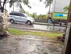 Lamongan Diguyur Hujan Es Serta Angin Kencang