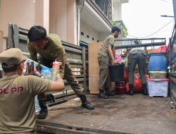 Pemkot Surabaya Dampingi Warga Terdampak Normalisasi Sungai Kalianak Pindah ke Rusun Romokalisari