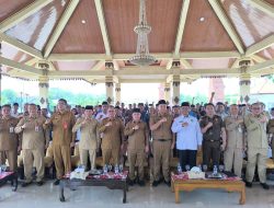 Bupati Mojokerto Serahkan Secara Simbolis Hibah P-APBD 2025