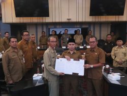 Tandatangani Berita Acara Independensi Inspektorat, Gus Bupati Jaga Integritas Pemkab Mojokerto