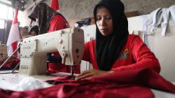 UKM Benang Emas Putus Rantai Utang, Hidupkan Harapan Ratusan Penjahit di Surabaya