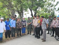 Pembongkaran Cungkup TPU Ngujungrejo Turi Berjalan Lancar, Polres Lamongan Kawal Ketat