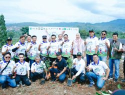 Sinergi Pertamina Patra Niaga Bersama Pemkot Batu, TNI-Polri dan Masyarakat Tanam 1000 Pohon di Hulu Brantas