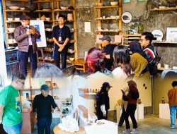 Spirit Batu SAE di Pameran Keramik “Mata Ruang Lama Kini” Jadi Titik Temu Seniman Klasik-Kontemporer