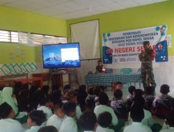 Puluhan Siswa SD dibekali Wasbang dan Bela Negara oleh Babinsa Sekar Bojonegoro