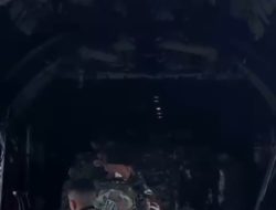 Ratusan Prajurit Yonif 501 Kostrad Mendarat di Bangka Belitung, Mantapkan Latihan Operasi Udara