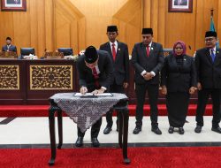 DPRD Surabaya Gelar Rapat Paripurna, Raperda APBD 2026 Disepakati Rp12,7 Triliun