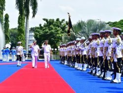 Kepala Staf Angkatan Laut Laksamana TNI Dr. Muhammad Ali, SE,,M,,M,M,Tr,Opsla, Menerima Kunjungan Kehormatan Kepala Staf Angkatan Laut Spanyol Di Mabesal Jakarta Timur
