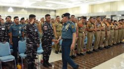 Asisten Operasi Kepala Staf Angkatan Laut Memberikan Pembekalan Kepada Taruna-Taruni Akademi Angkatan Laut Tingkat III Angkatan Ke-72 Tahun 2025