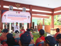 Bupati Mojokerto Serahkan Perangkat Pemadam Kebakaran Untuk Desa Kepuhanyar