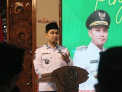 Dukung Kemandirian Ekonomi Pesantren, Gus Bupati Mojokerto Kukuhkan Tim  “One Pesantren One Product”  