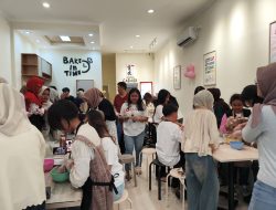 Mendadak Chef: Kolaborasi Seru DEC dan Peduly Surabaya di Bake in Time