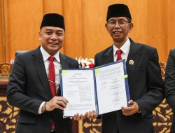 Pemkot Surabaya dan DPRD Kompak! Raperda APBD 2026 Disepakati Rp12,7 Triliun