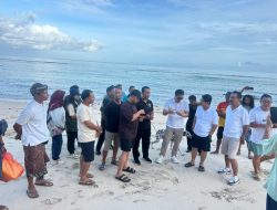 Bupati Adi Arnawa Dialog Dengan Komunitas Masyarakat Pantai Bingin