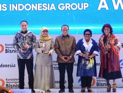 Strategi Pembangunan Ekonomi Wali Kota Eri Cahyadi Bawa Surabaya Raih Bisnis Indonesia Big 40 Award